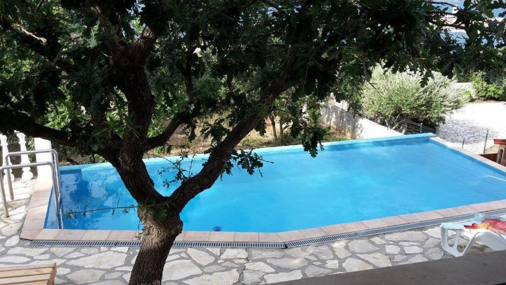 Ferienhaus Vesna 维耶拉克 外观 照片