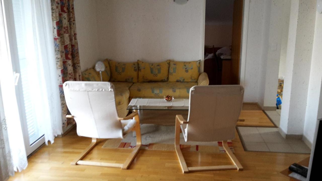 Ferienhaus Vesna 维耶拉克 外观 照片