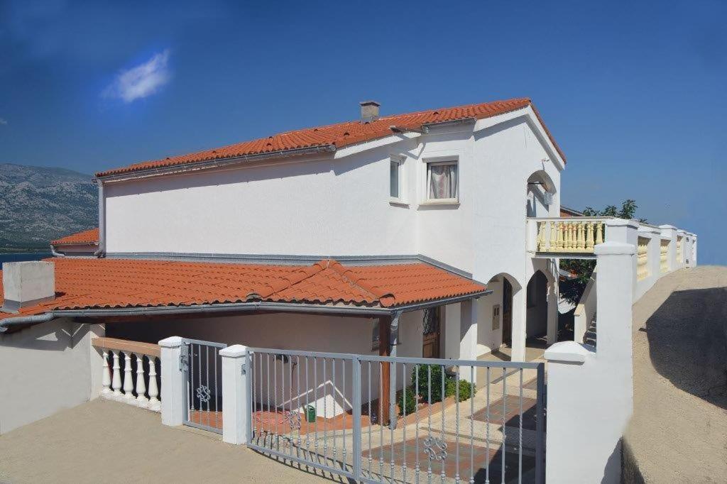 Ferienhaus Vesna 维耶拉克 外观 照片